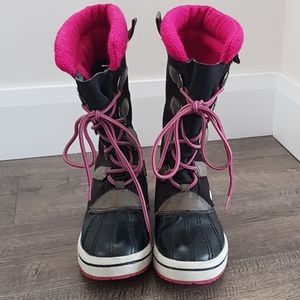 Snow Boots